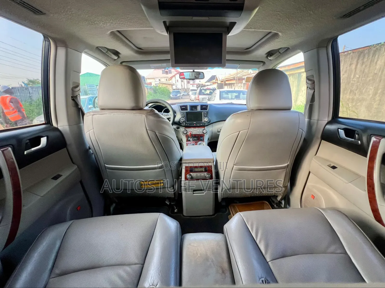 Toyota Highlander 2011 Silver