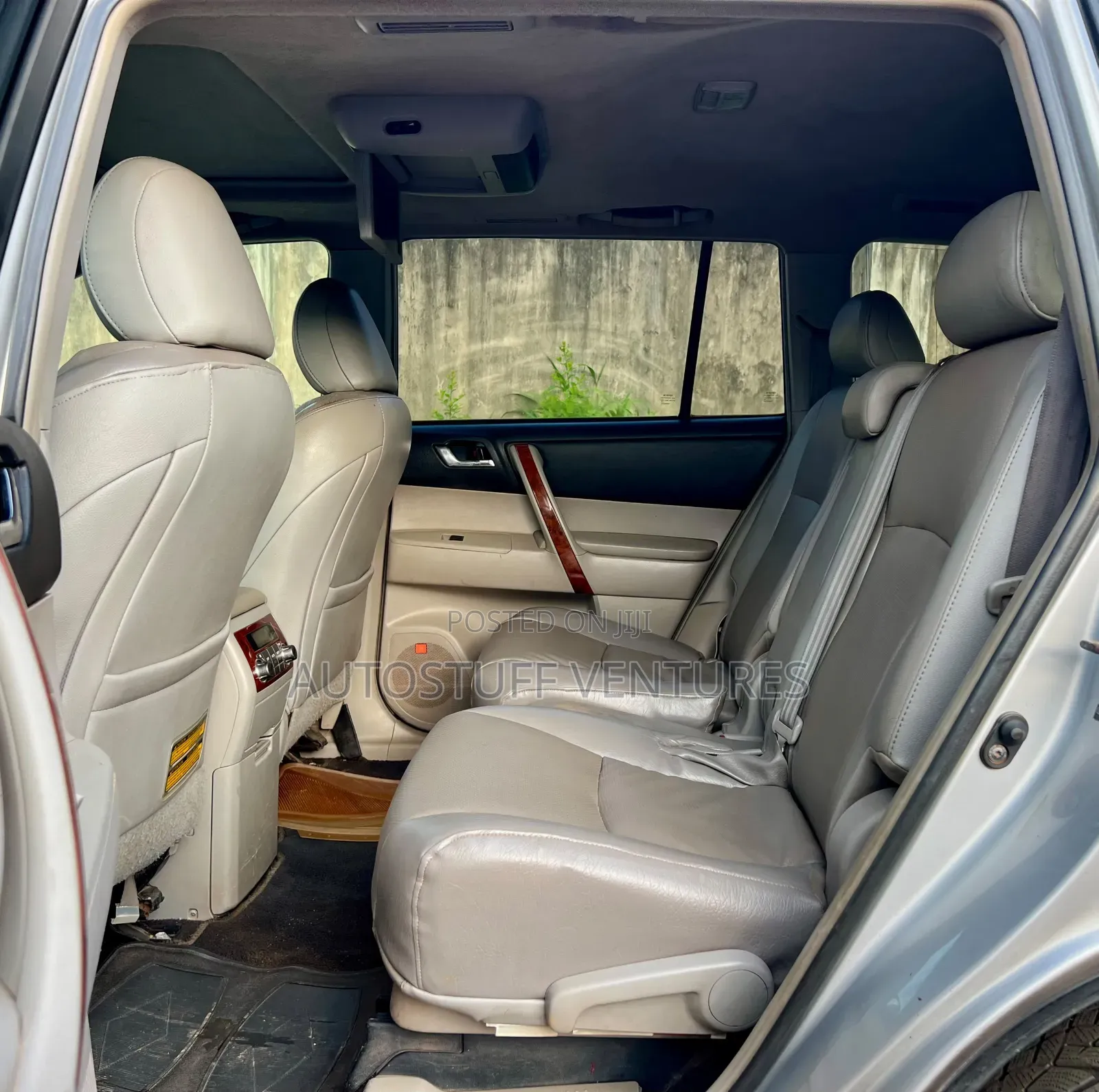 Toyota Highlander 2011 Silver