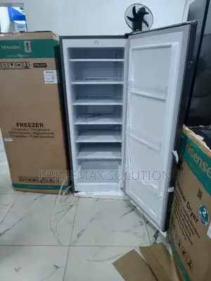 Hisense RS189DR 190L – Organized Cold Storage Redefined