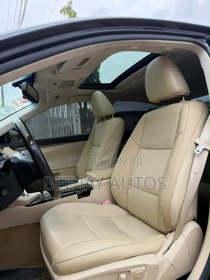 Lexus ES 250 2013 Black