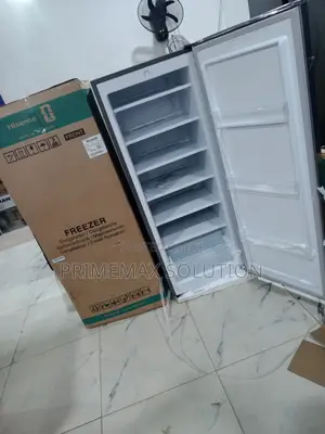Vertical Rapid Freezing Hisense RS189DR 190L Freezer