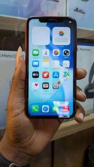 Apple iPhone 11 64 GB Red