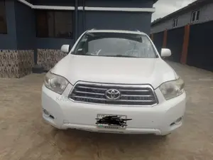 Toyota Highlander 2009 White
