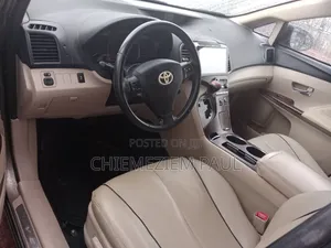 Toyota Venza 2010 Brown