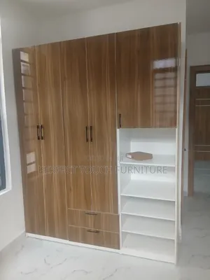 Big Family Size Wardrobe 