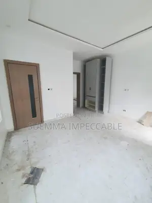 5bdrm House in Ikate for rent
