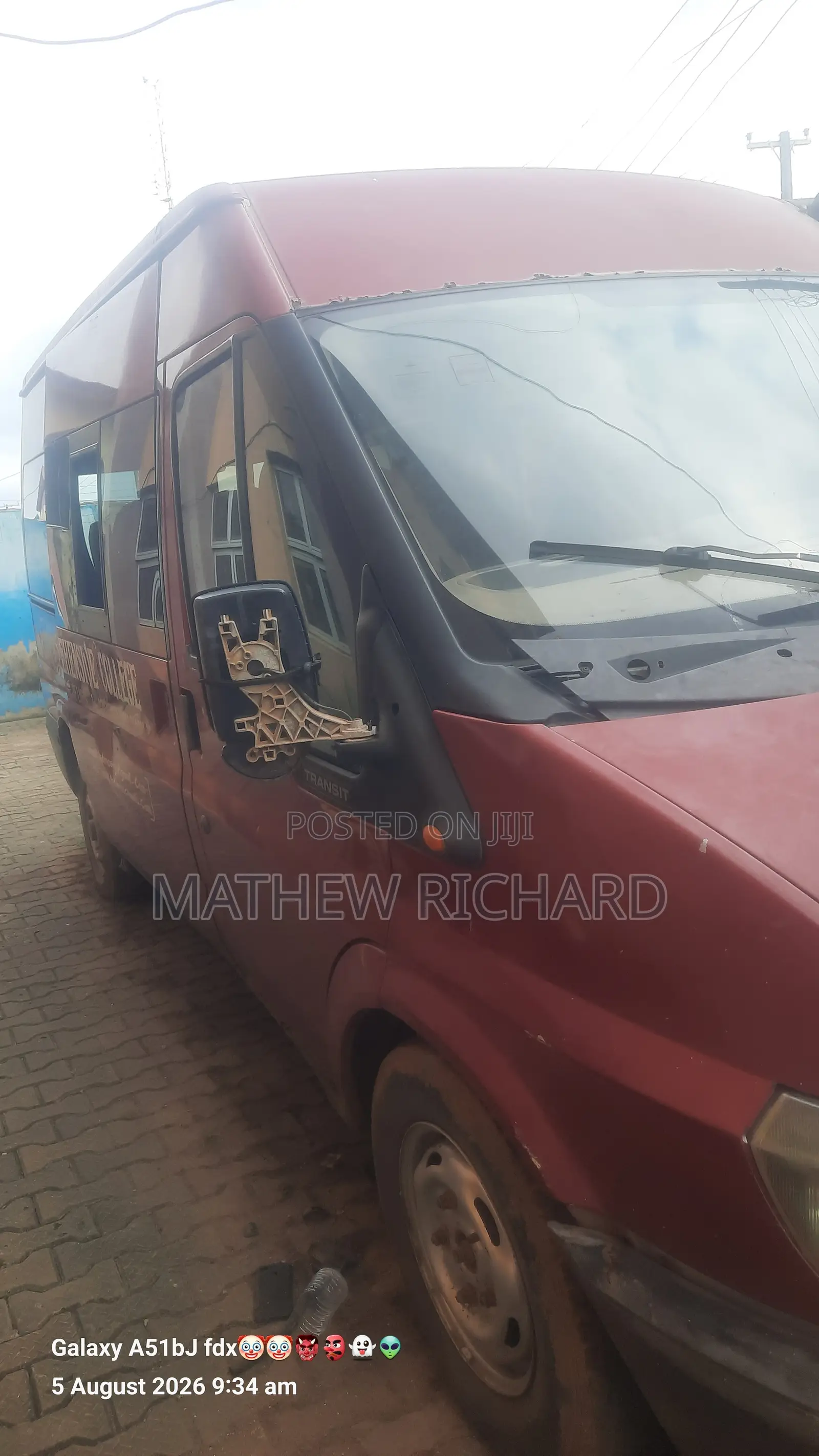 Ford E250 2006 Red