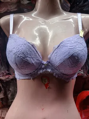 Ultra-Comfort Single-Pad Lace Bra | Lightweight Breathable Lift 28F