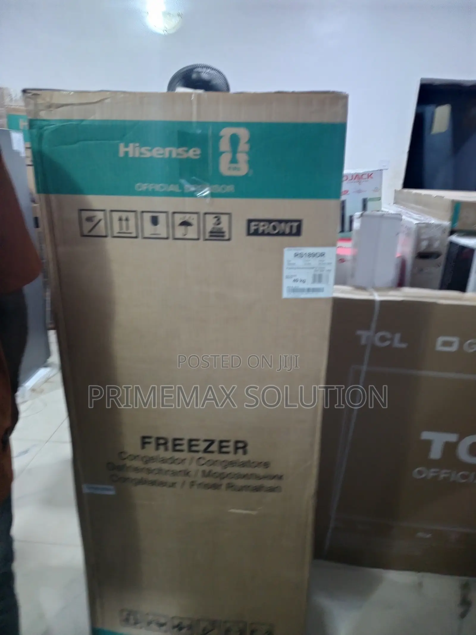 Compact Design, 190L Hisense Capacity – Perfect Match