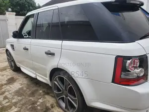 Land Rover Range Rover Sport 2011 White