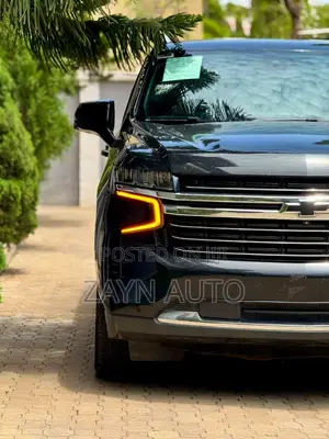 Chevrolet Suburban 2021 Black