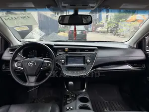 Toyota Avalon Touring FWD Sedan (3.6L 6cyl 6A) 2016 Gray