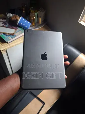 Apple iPad mini 7 32 GB Black