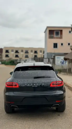 Porsche Macan 2018 Black