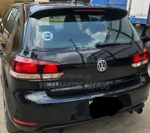 Volkswagen Golf 2012 Black