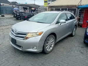 Toyota Venza Limited 2010 Silver