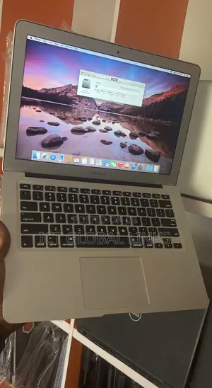 Laptop Apple MacBook Air 2011 4GB Intel Core i5 SSD 256GB