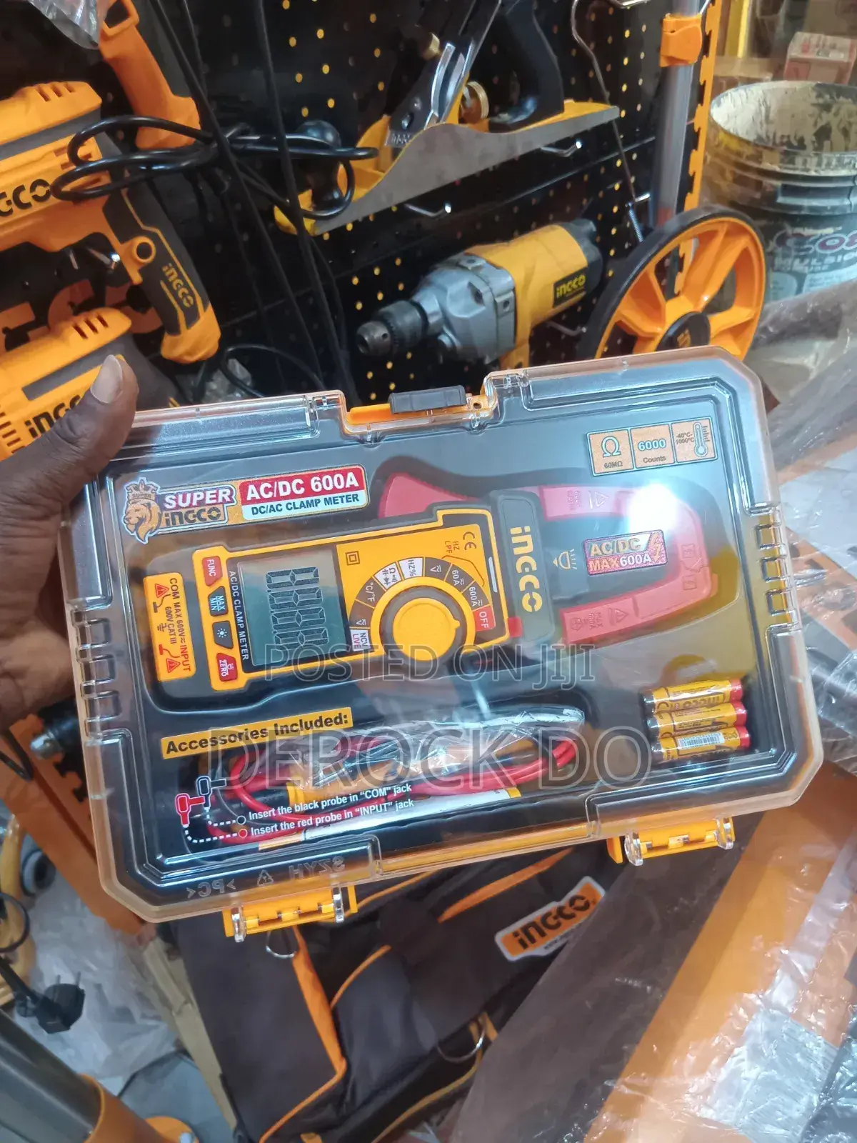 AC/DC Clamp Meter 600a