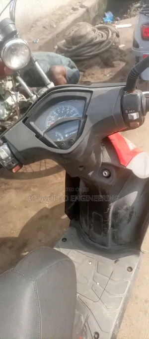 Kymco 2013 Red