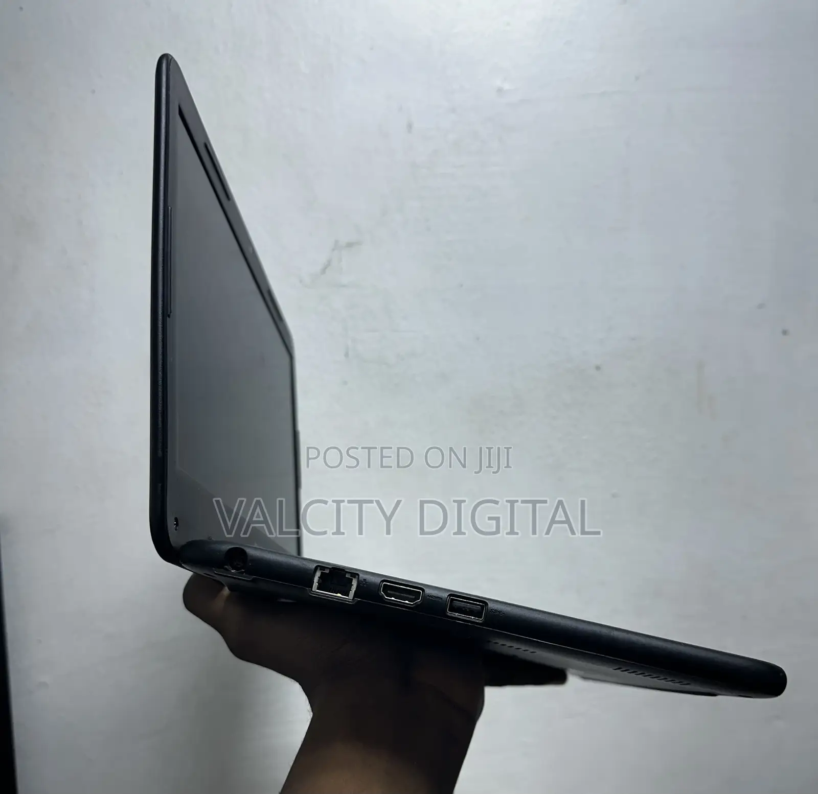 Laptop Dell Latitude 3310 8GB Intel Celeron SSD 128GB