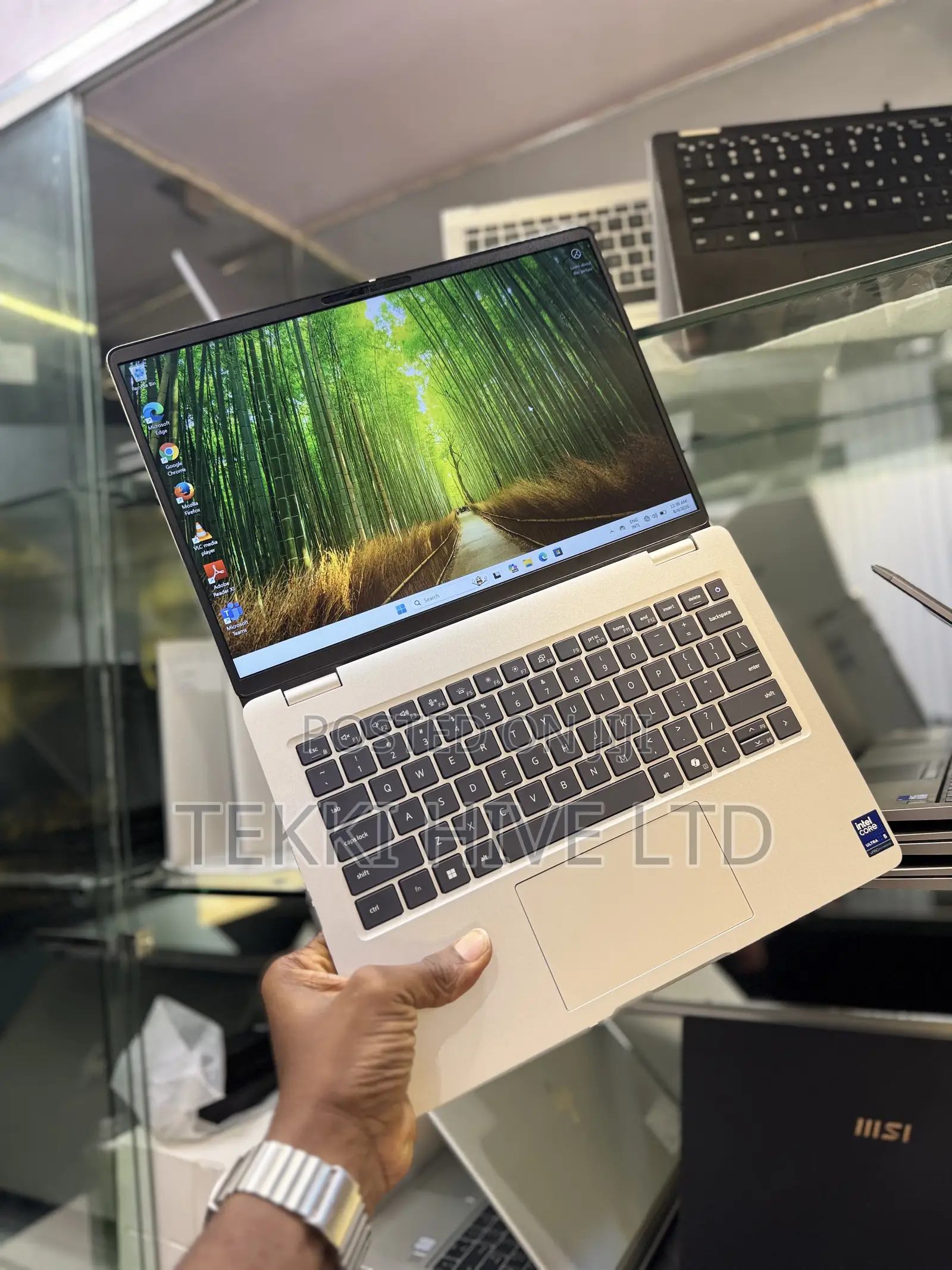 Laptop Dell Pro 14 16GB Intel Core Ultra 5 SSD 256GB