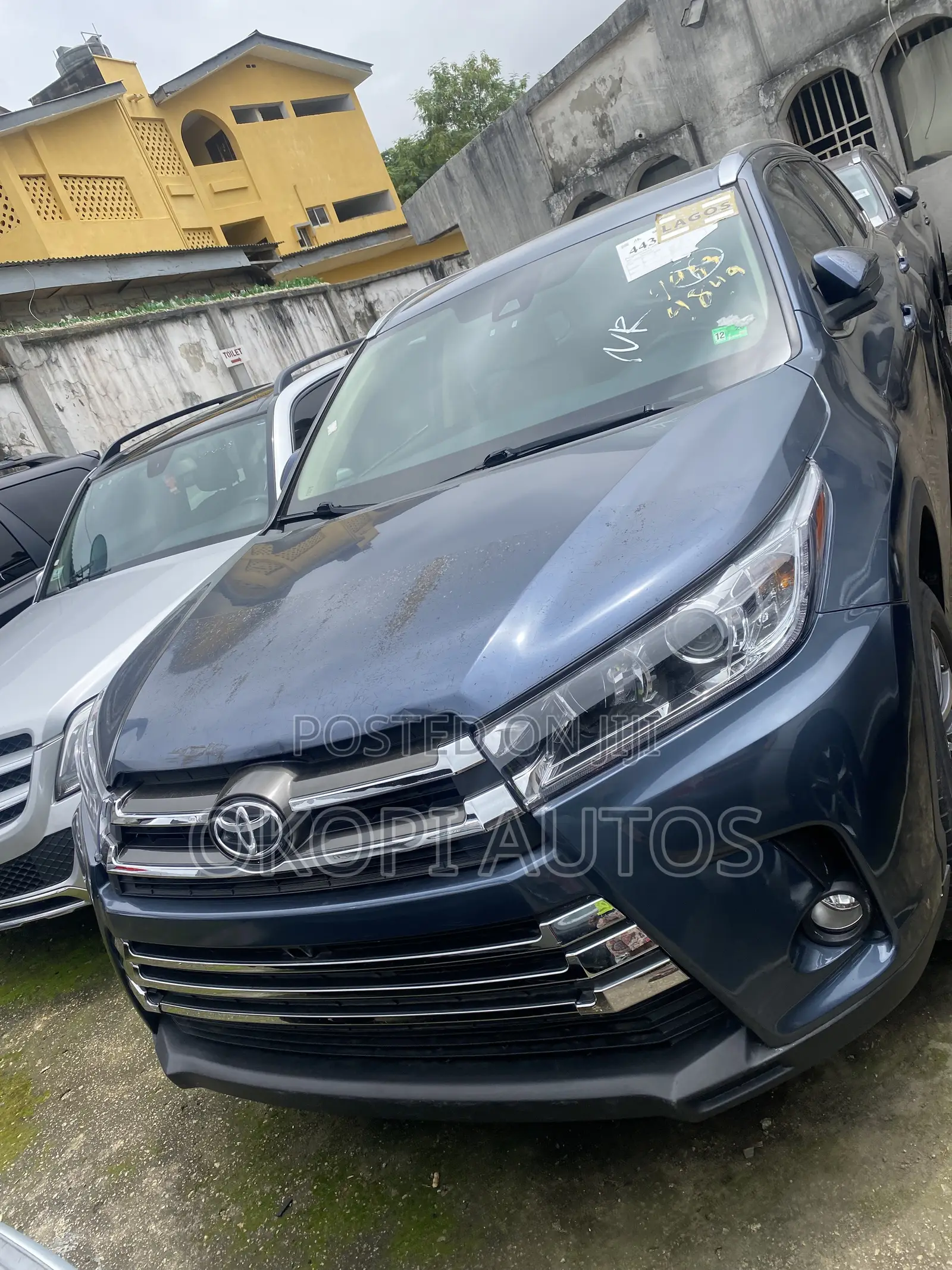 Toyota Highlander 2017 Blue
