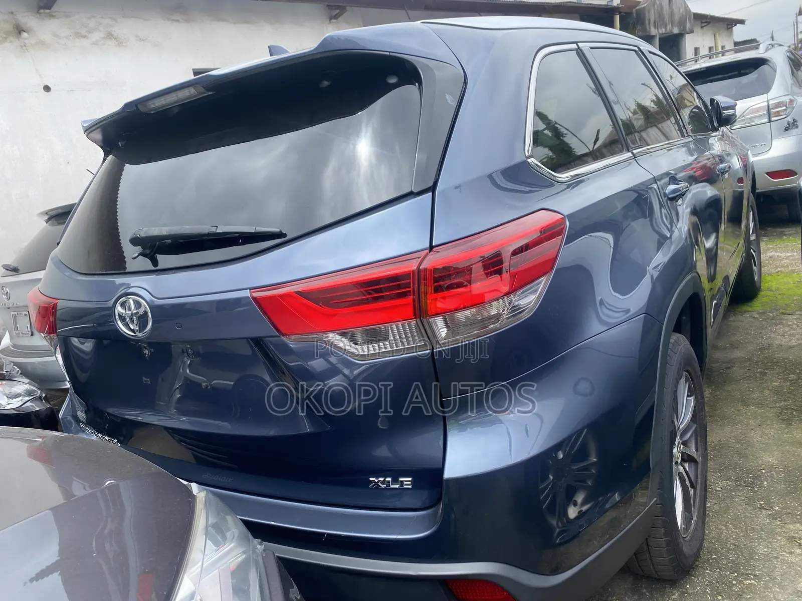 Toyota Highlander 2017 Blue
