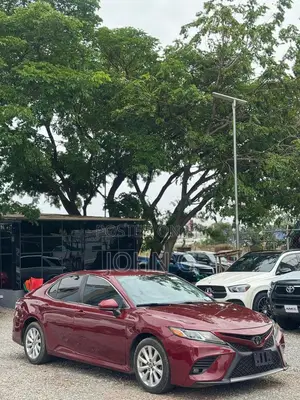 Toyota Camry LE (2.5L 4cyl 8A) 2019 Red