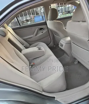Toyota Camry LE V6 4dr Sedan (3.5L 6cyl 6AM) 2010 Green