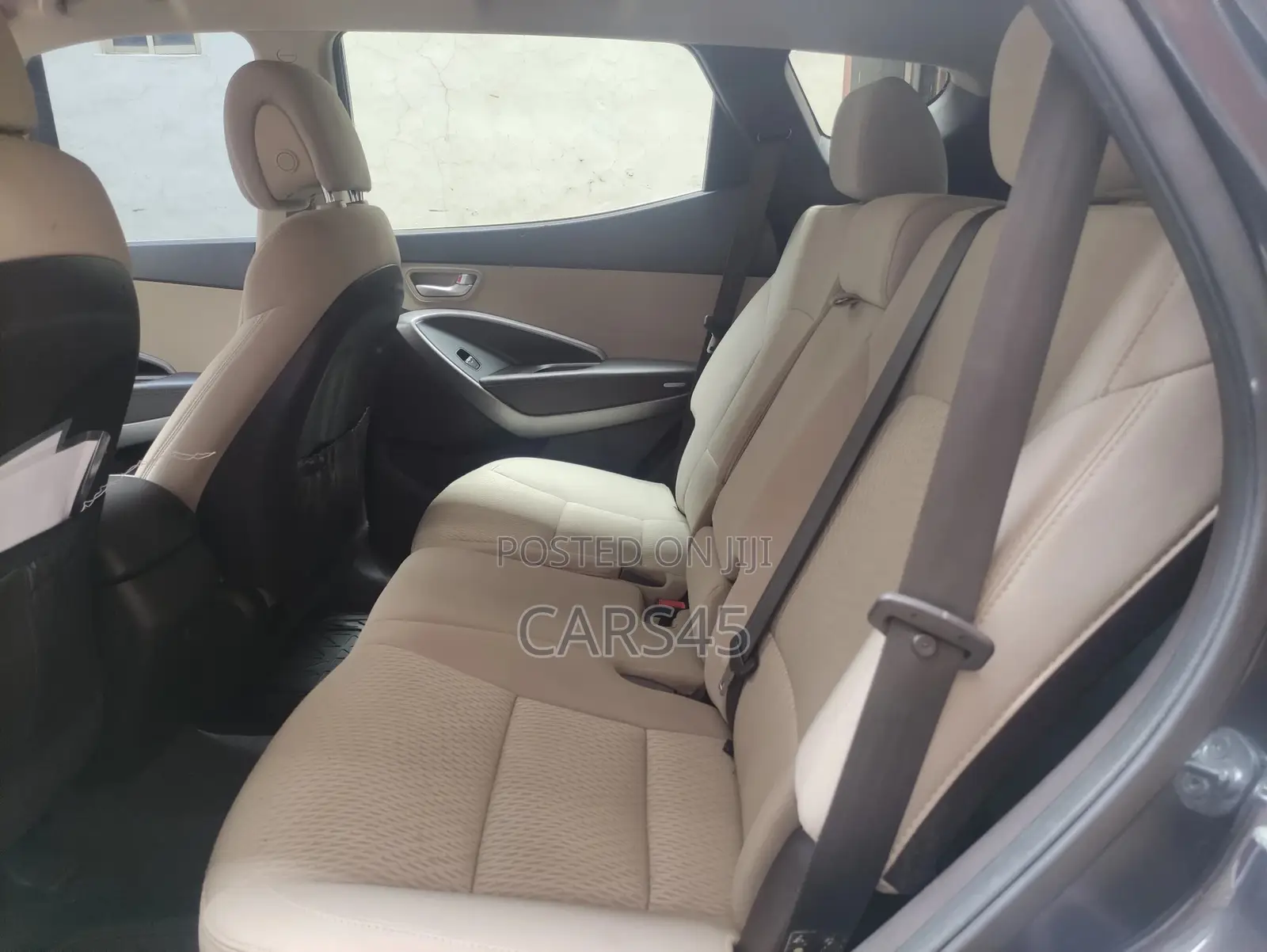 Hyundai Santa Fe 2016 Gray