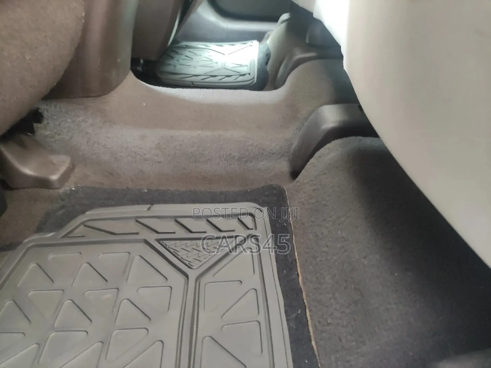 Hyundai Santa Fe 2016 Gray