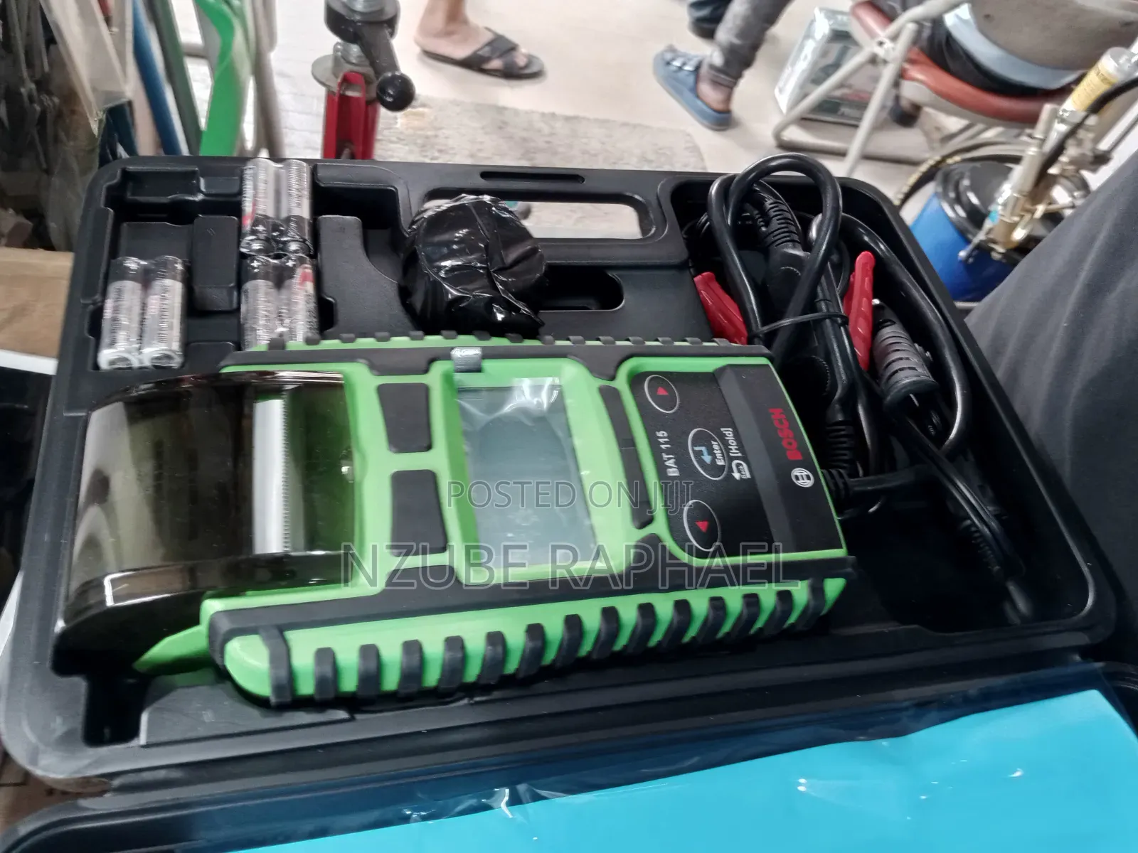 Bosch Battery Tester
