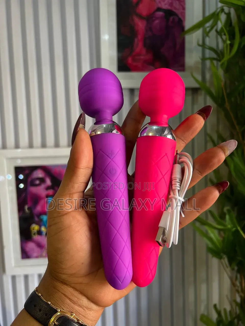 40x Mini Rechargeable Vibrator