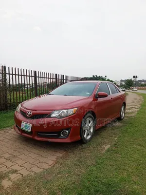 Toyota Camry 2014 Red