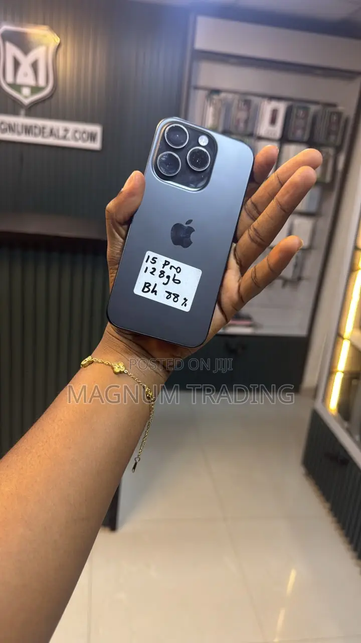 Apple iPhone 15 Pro 128 GB Black