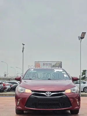 Toyota Camry 2016 Red