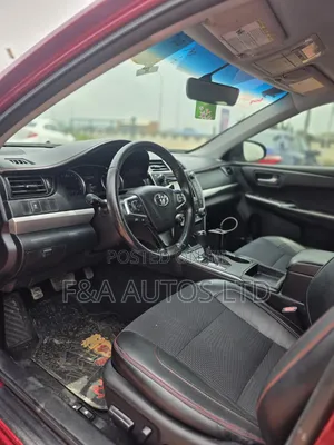 Toyota Camry 2016 Red