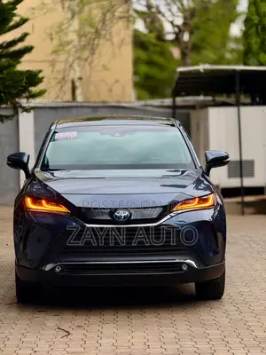 Toyota Venza Limited AWD 2023 Blue