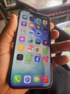 Apple iPhone 13 128 GB Red