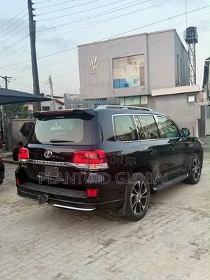Toyota Land Cruiser 2015 Black