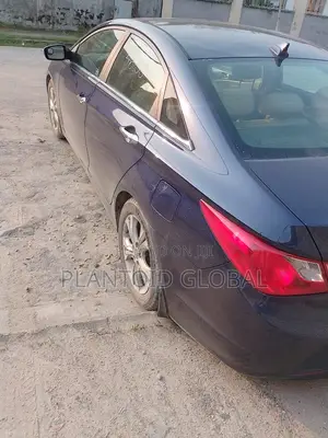 Hyundai Sonata 2012 Blue