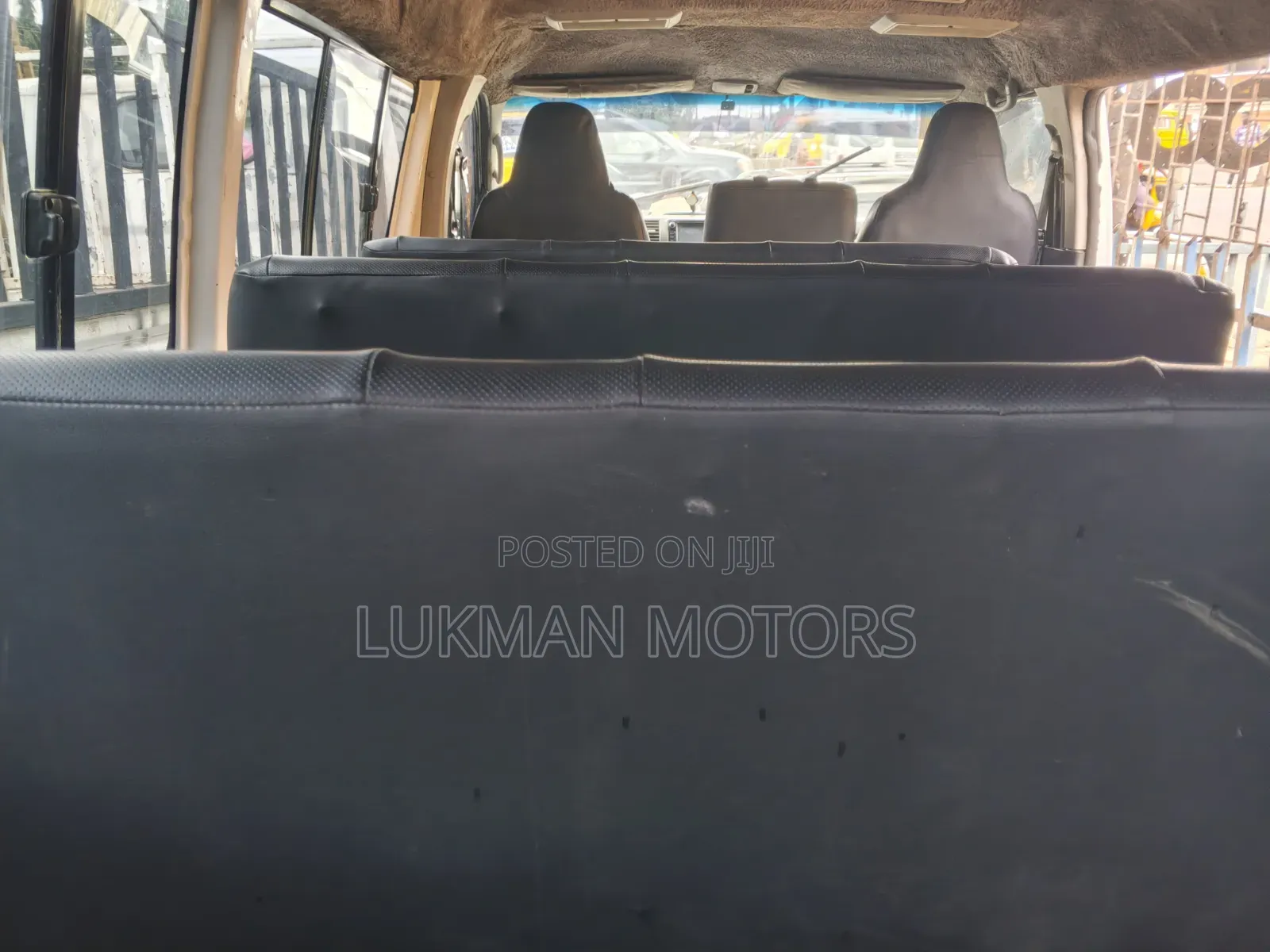 Toyota HiAce 2012 White