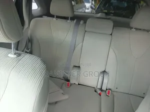 Toyota Venza 2010 Gray