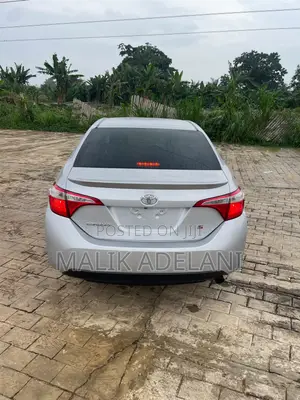 Toyota Corolla 2014 Silver