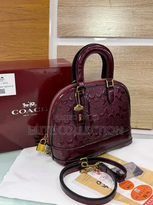 Quality Coach Speedy Bag Comes in a Well Packed Box Size:medium