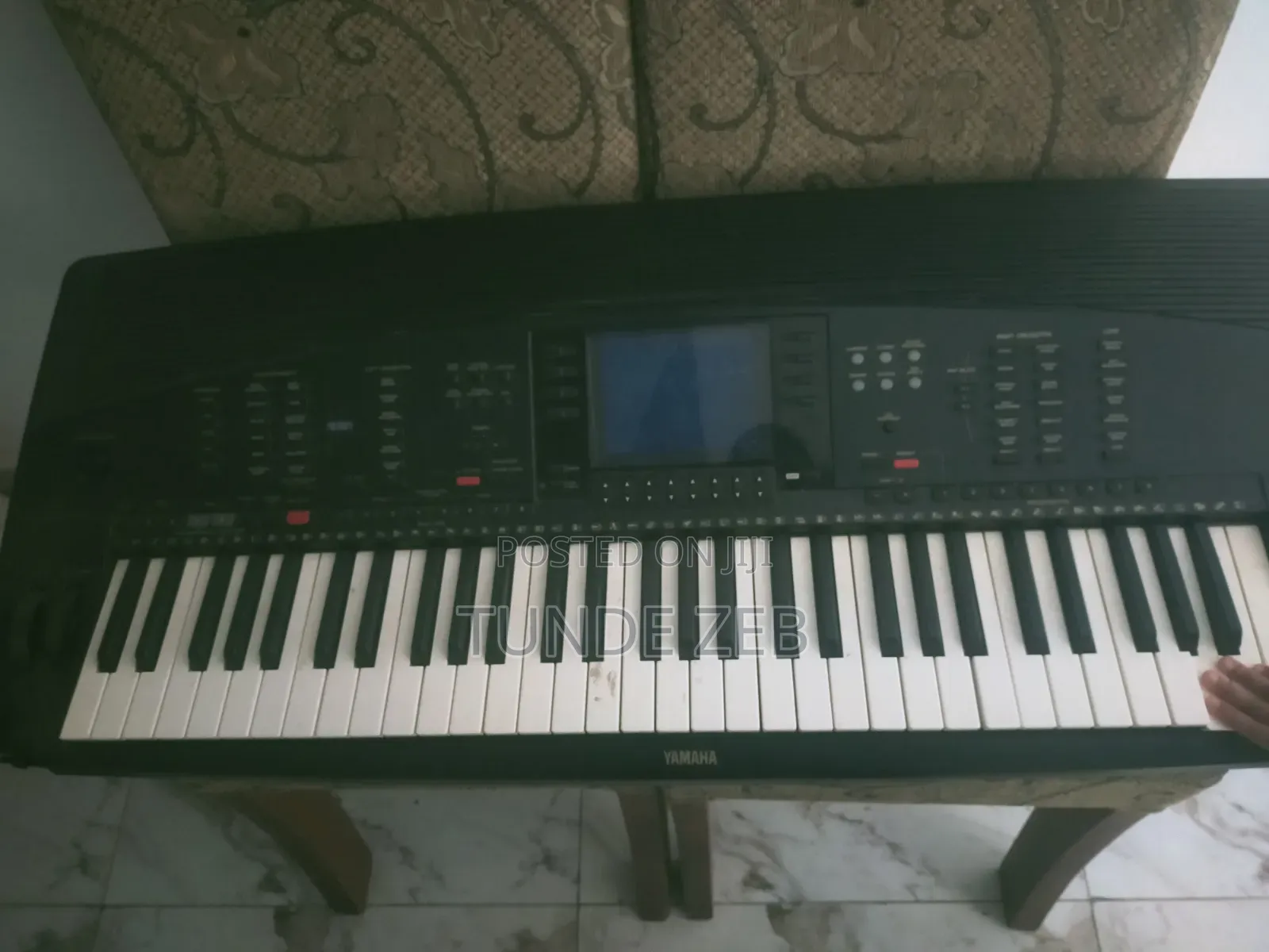 Yamaha PSR 4000 Keyboard