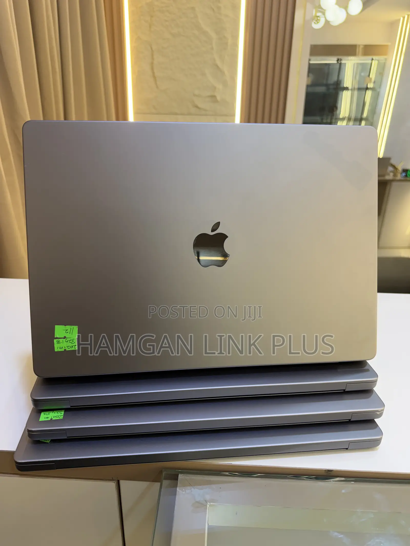 Laptop Apple MacBook Pro 2021 M1 32GB Apple M1 Pro SSD 1T