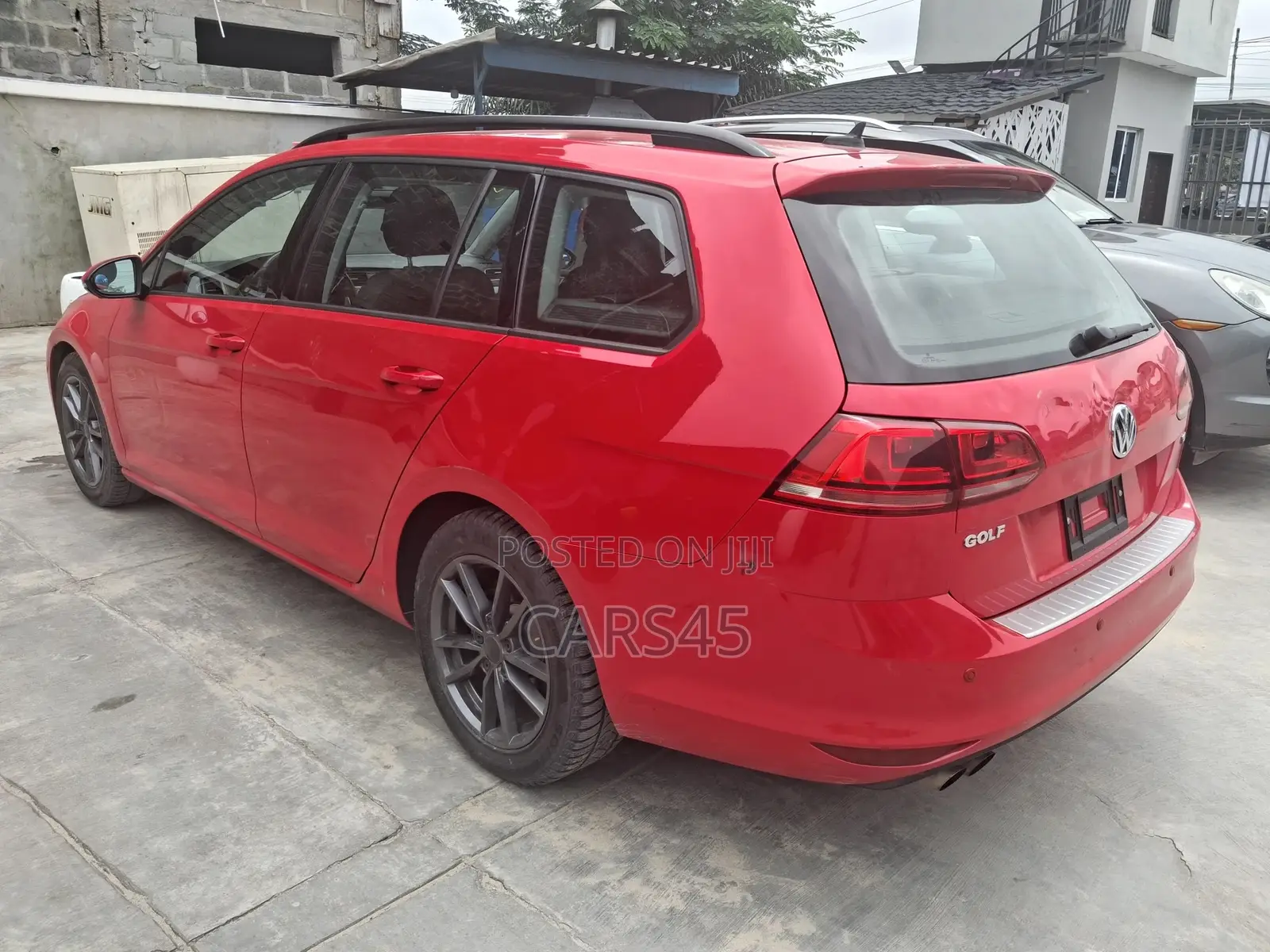 Volkswagen Golf Alltrack 2016 Red
