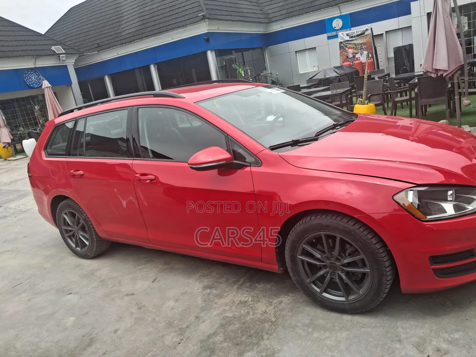Volkswagen Golf Alltrack 2016 Red