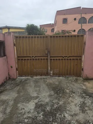 3bdrm Block of Flats in Dideolu Estate, Ikeja for rent